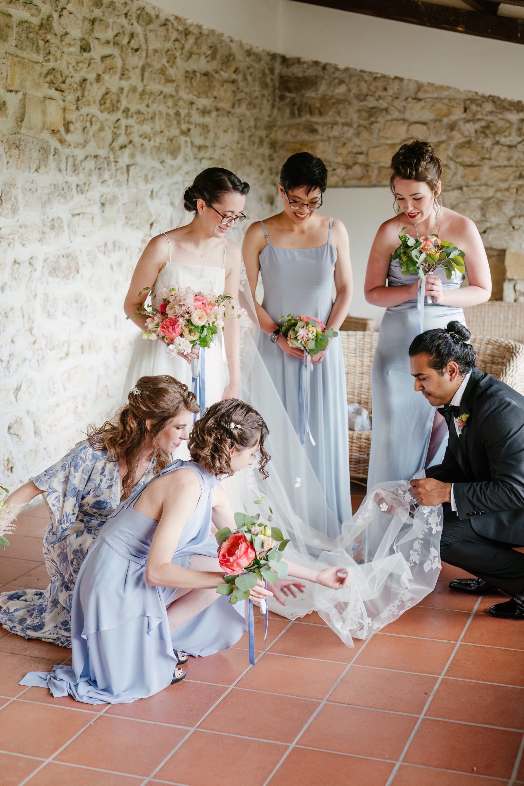 fotografo-destination-wedding-matrimonio-sposa-damigelle-abruzzo-monastero-fortezza-santo-spirito